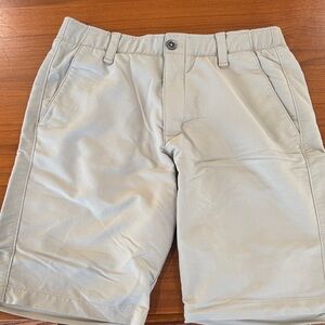 Under Armour Men's khaki Flat Front Shorts